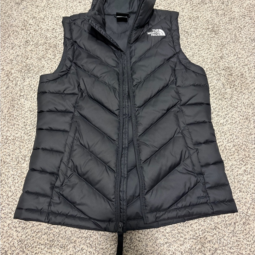 The North Face Women's black Puffer Vest